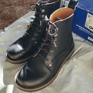 Birkenstock Black Bryson Boots - Leather, Size 36 Narrow - Like New!